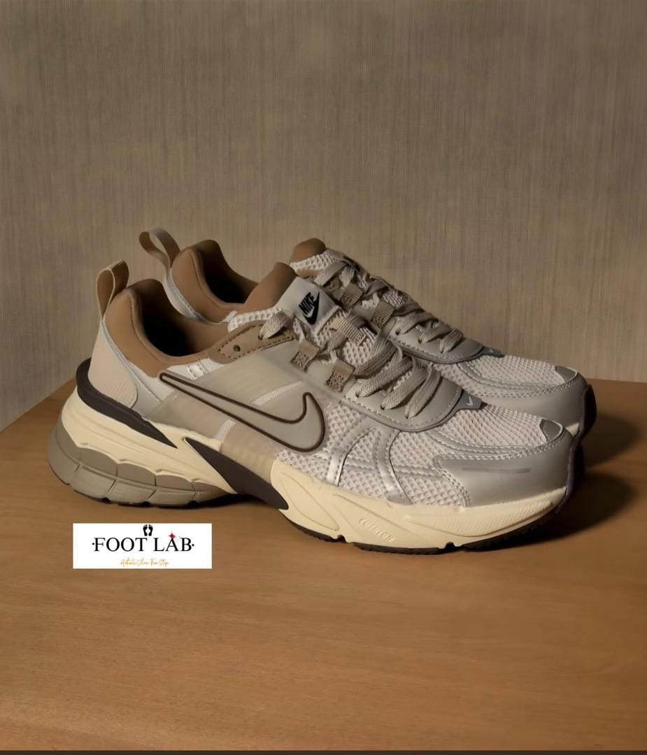 Nike V2K Run sneakers