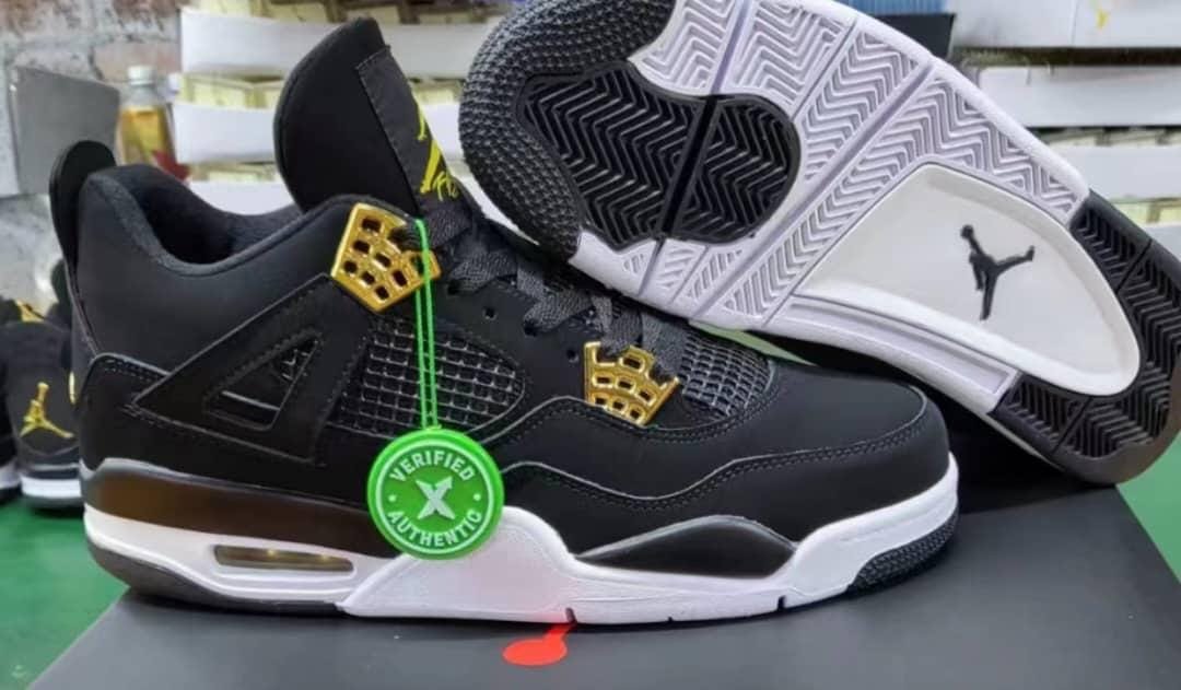Air Jordan 4 Retro “Royalty”