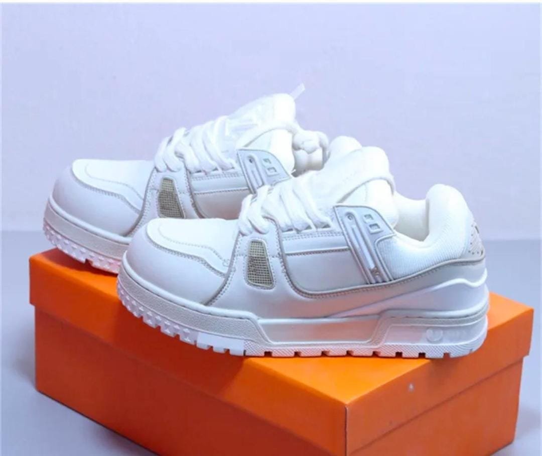 Louis Vuitton LV Trainer sneakers in white