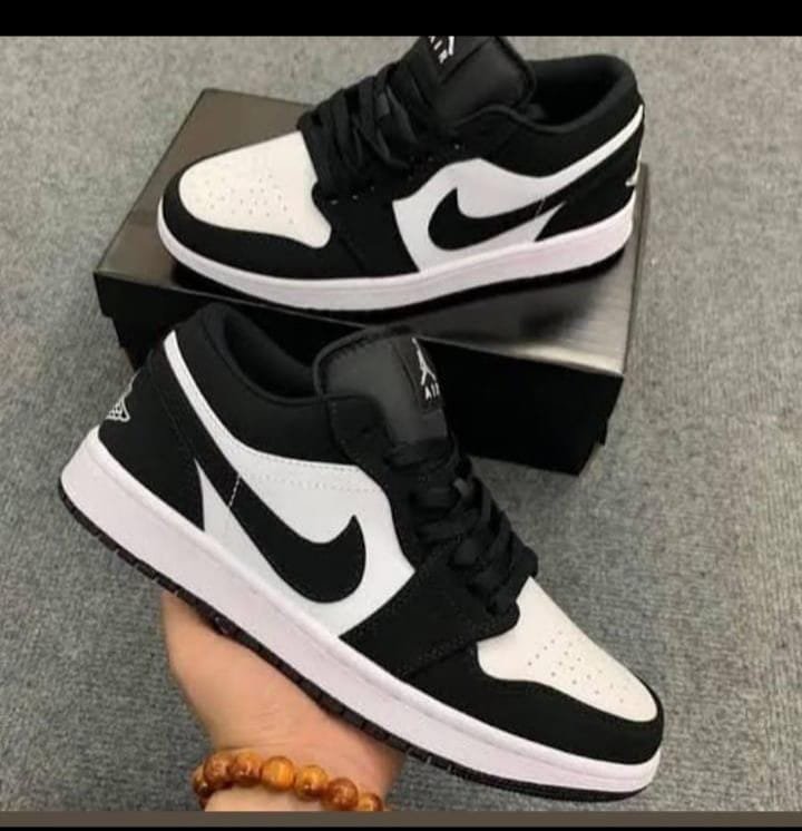 Nike Air Jordan 1 Lows in the “Panda” colorway