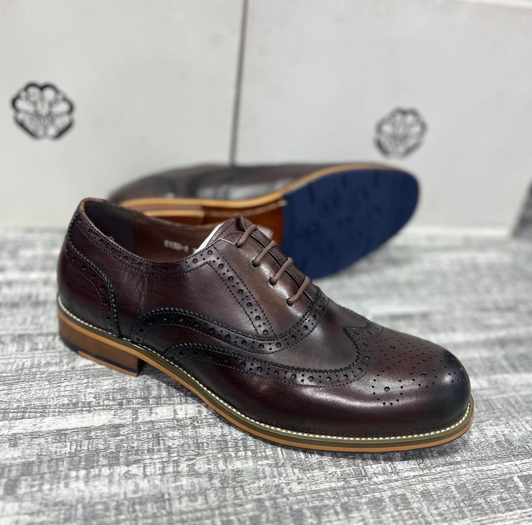 Oxford Black Brogue Shoes Cavani