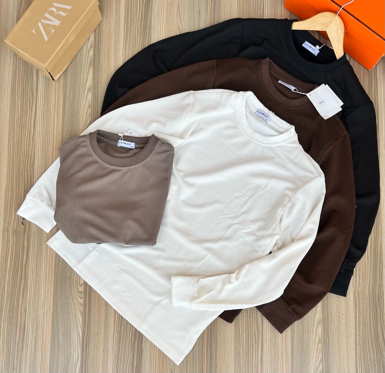 Women’s Long Sleeve Crew Neck T-Shirts