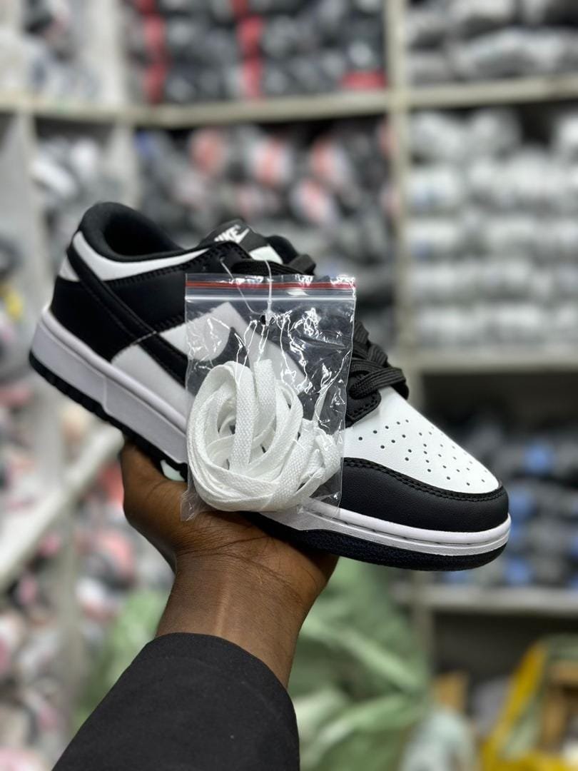 Nike Dunk Low Retro “Panda,”