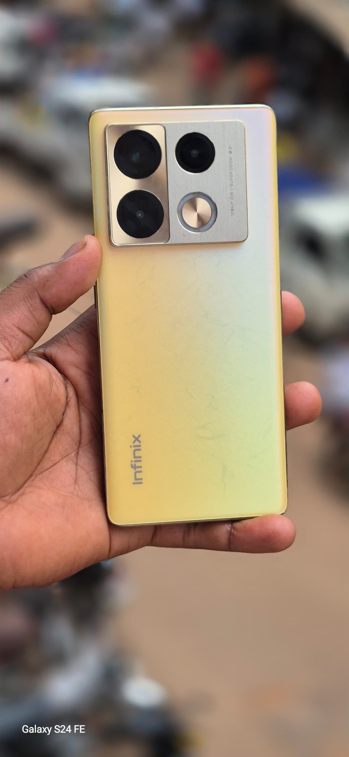 Infinix Note 40 Pro