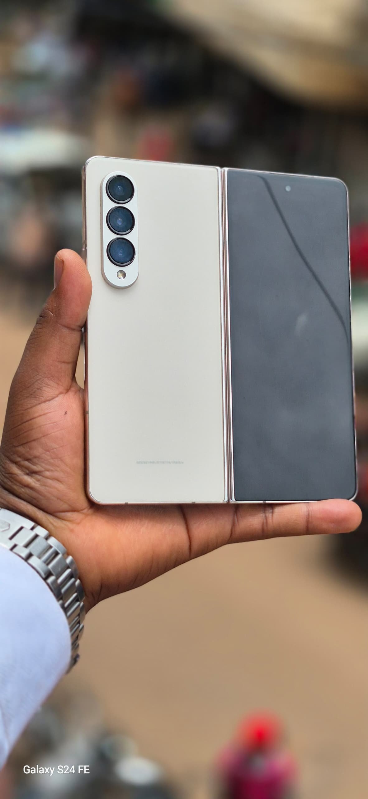 Samsung Galaxy Z Fold 4