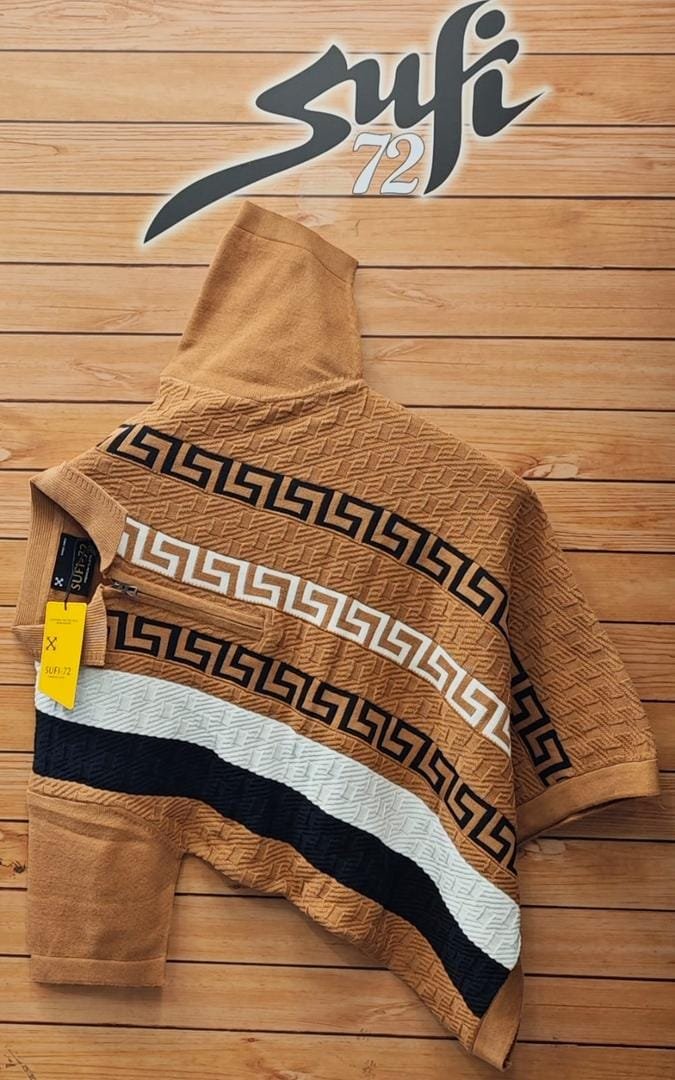 long-sleeved knit shirt,