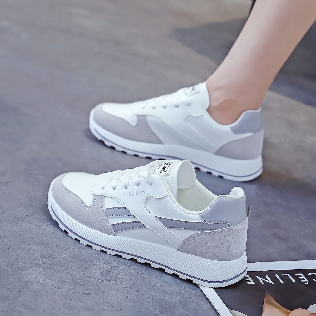 women’s casual sneakers