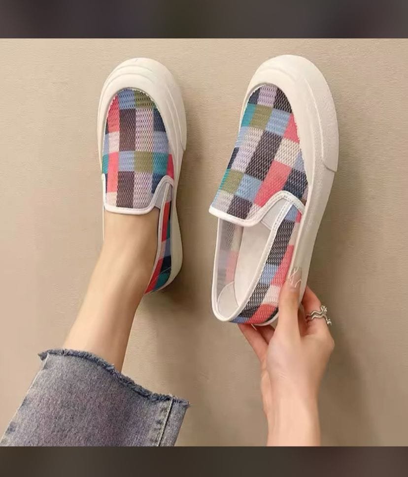 slip-on canvas shoes