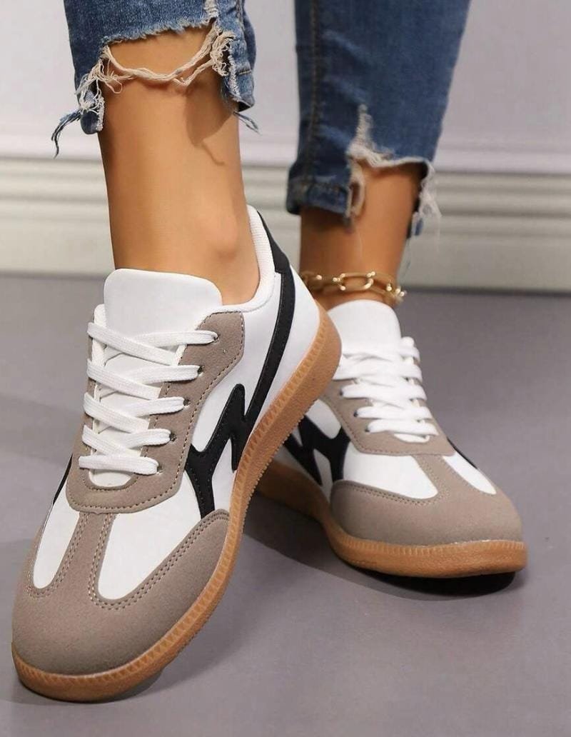 women’s casual sneakers