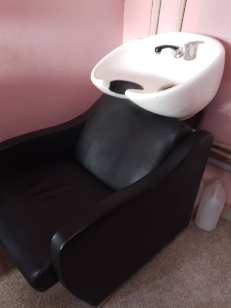 Executive sink chair