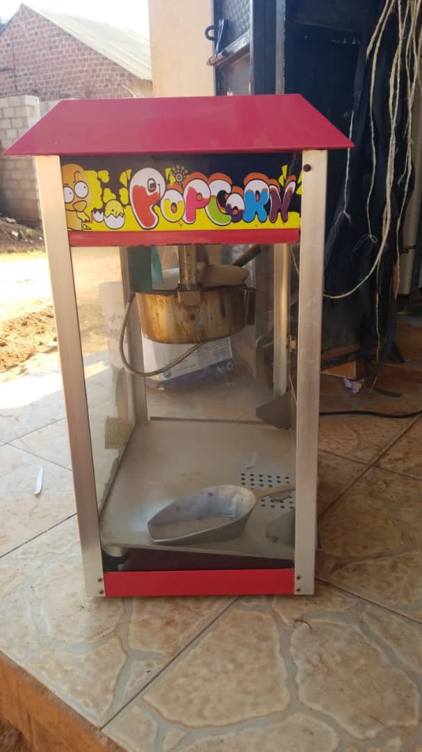 POPCORN MACHINE