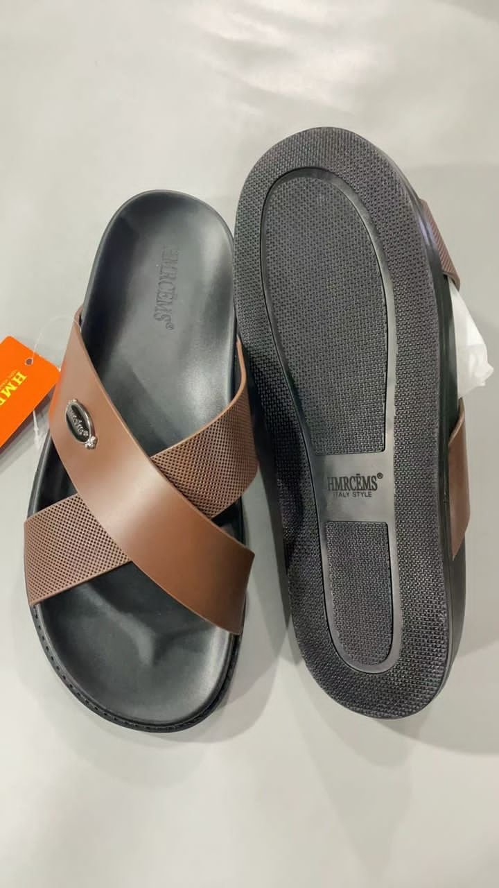 men’s slip-on sandals