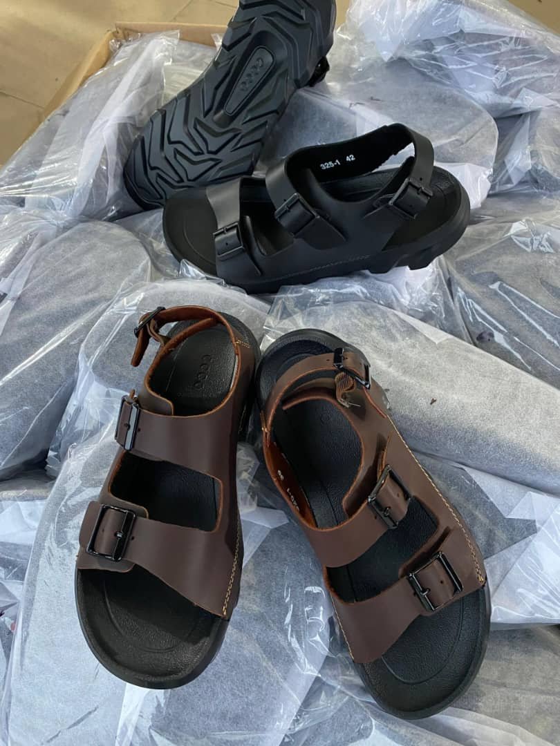 men’s sandals