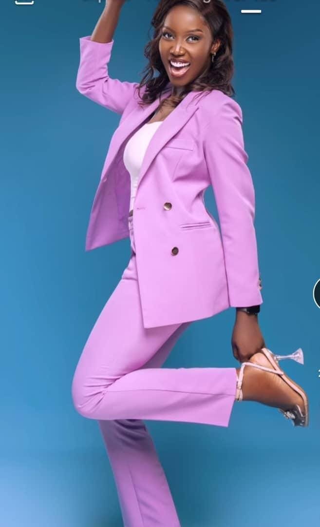 women’s two-piece suit,