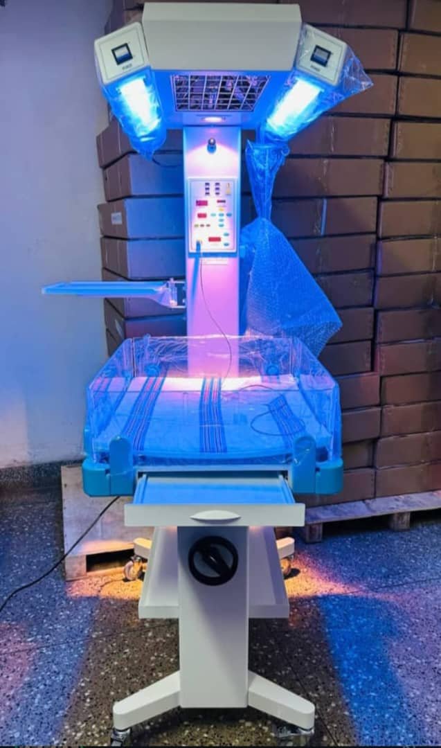 Infant radiant warmer