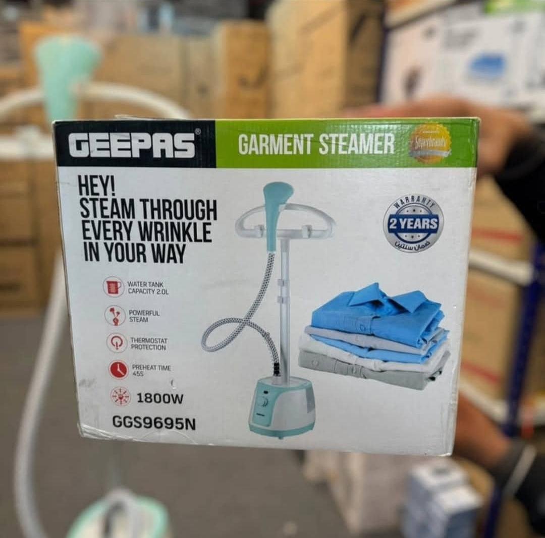 Geepas GGS9695N garment steamer