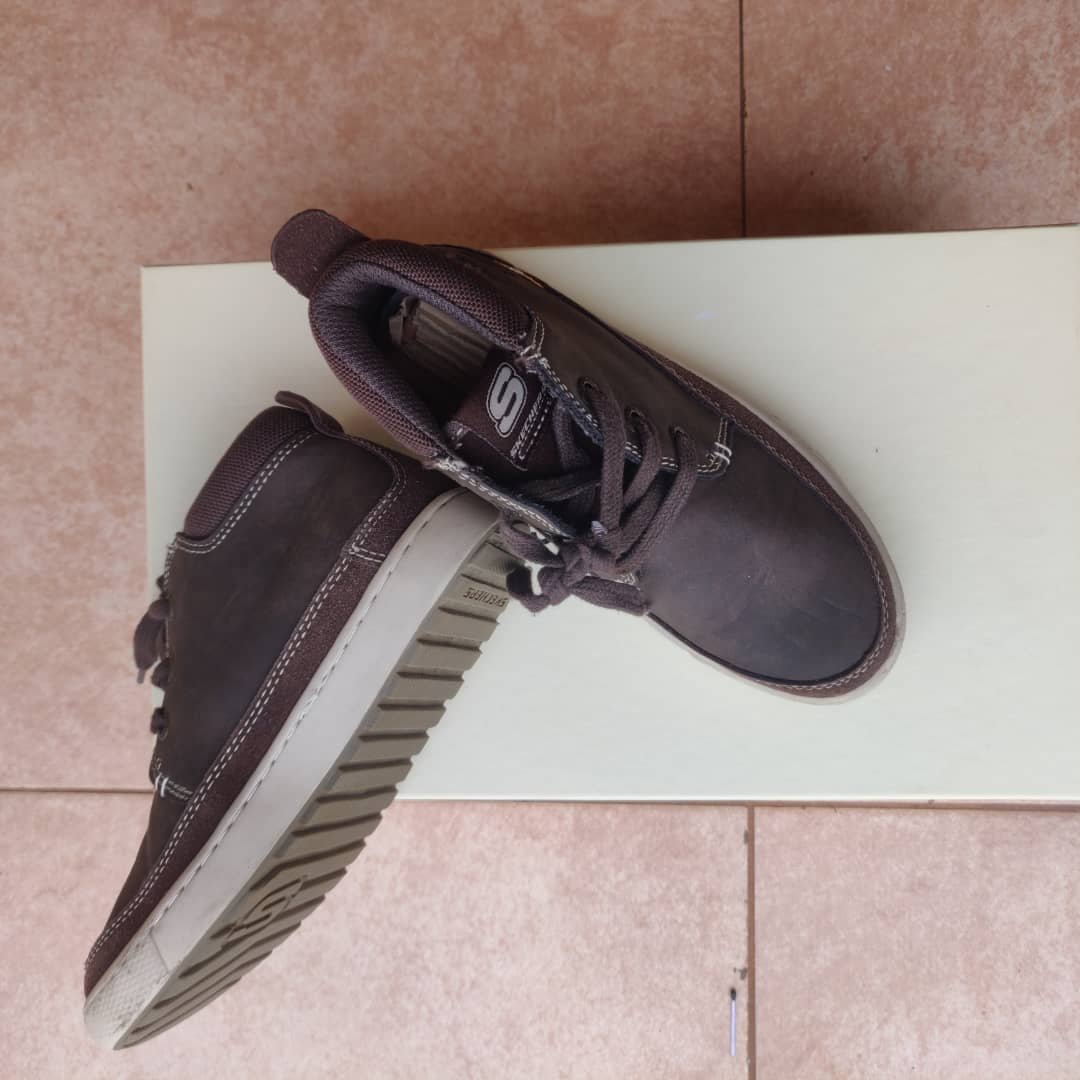 brown Skechers casual shoes