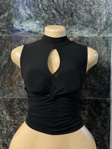 sleeveless top