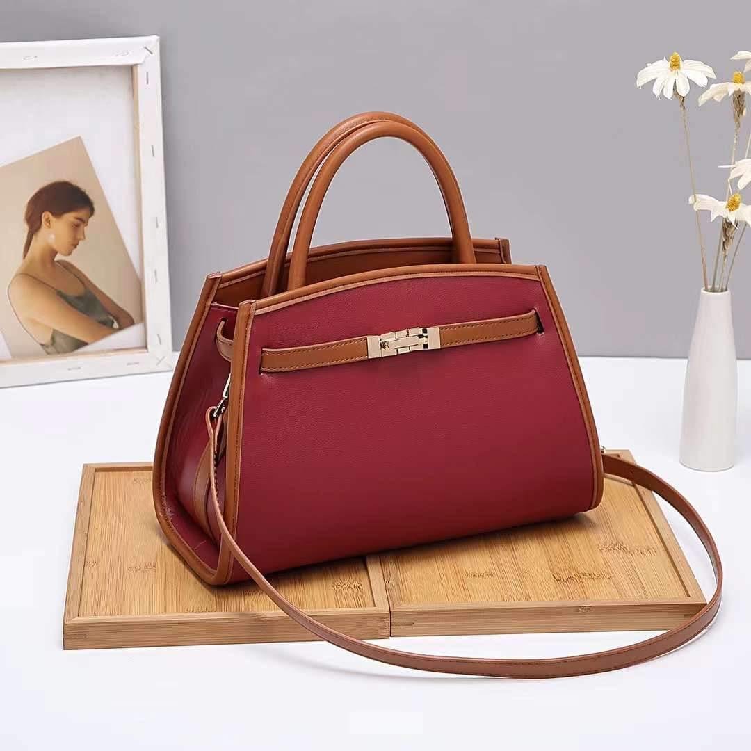 medium-sized handbag