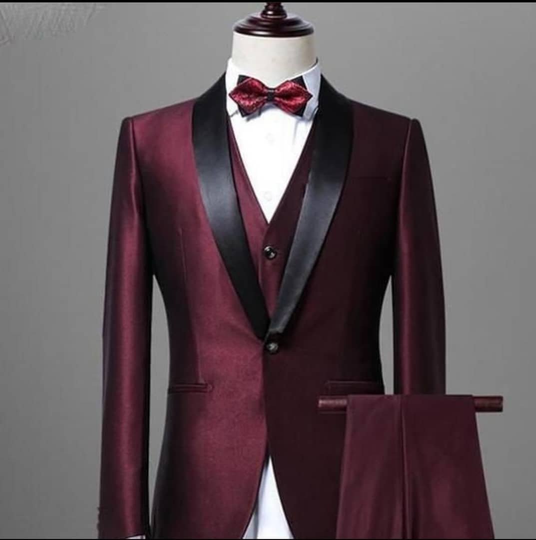 men’s burgundy tuxedo
