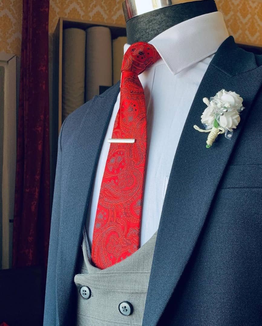 bespoke men’s formal suit