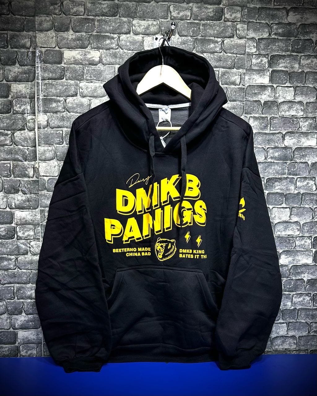 black hooded sweatshirt