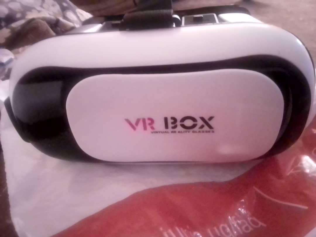 virtual reality headset