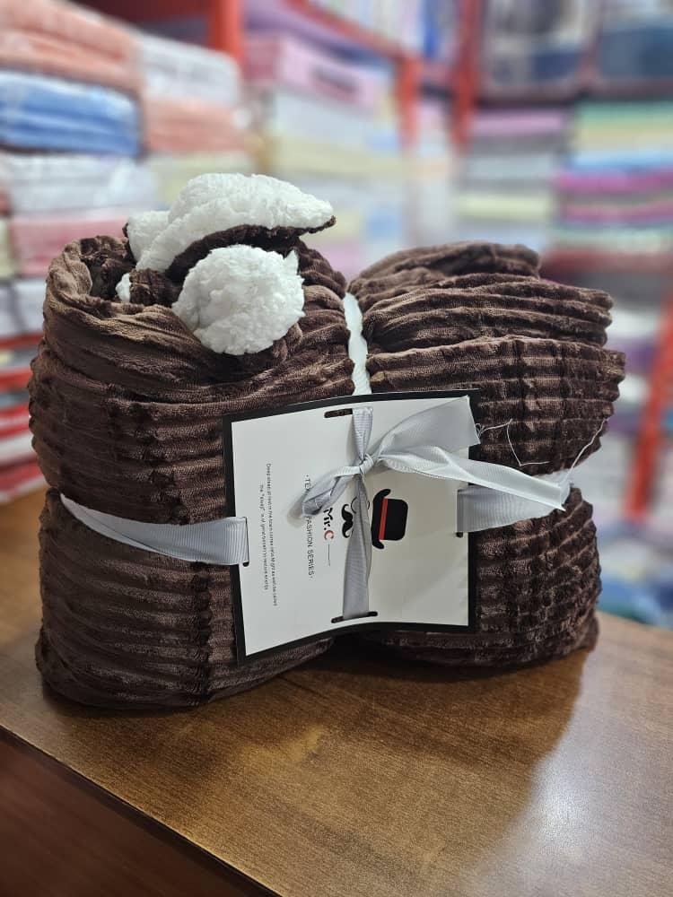 faux fur throw blanket