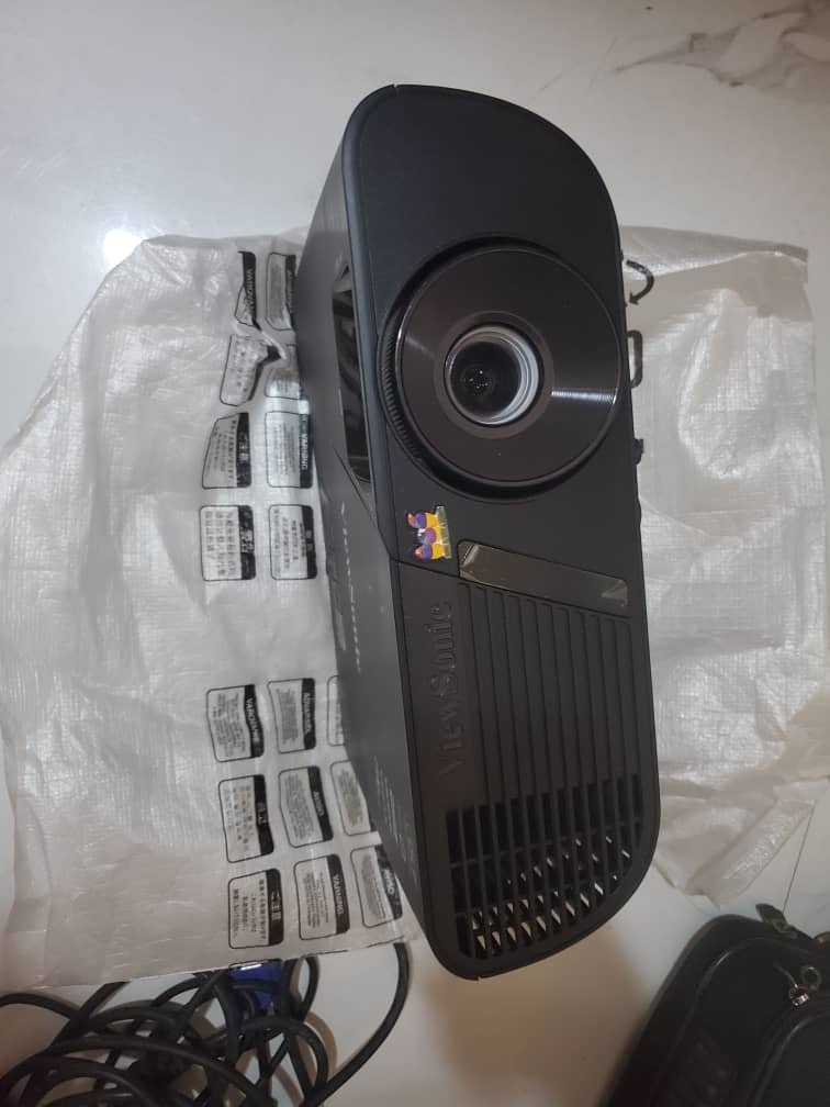 ViewSonic LightStream DLP Projector