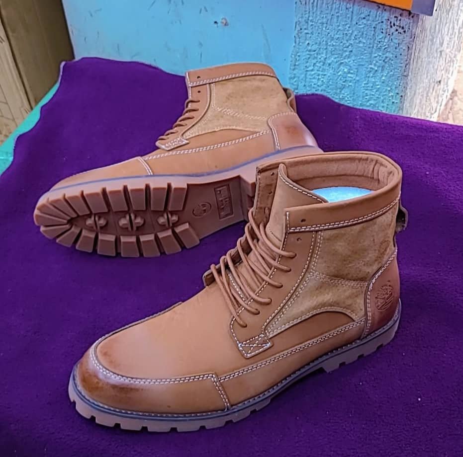 Timberland Men’s Brown Lace-Up Boots.