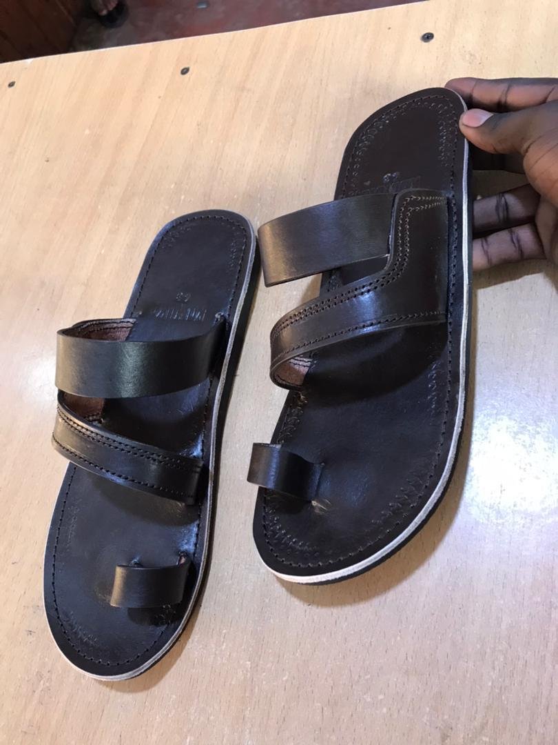 men’s leather sandals
