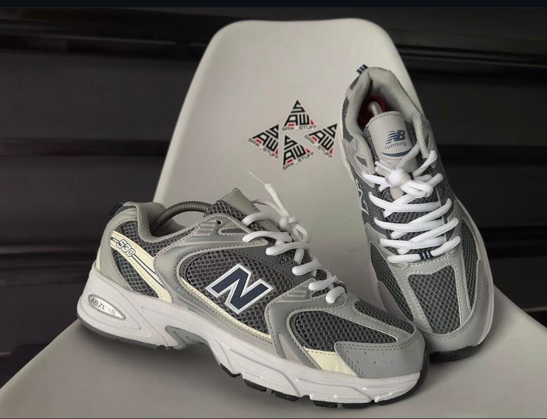 New Balance 530 sneakers