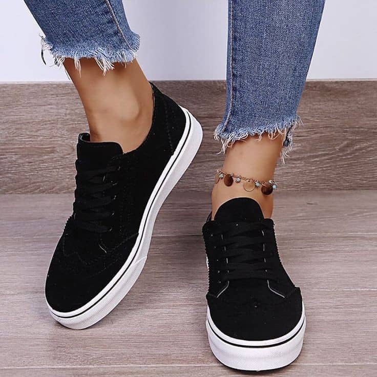 Women’s Lace-Up Platform Sole Sneakers.