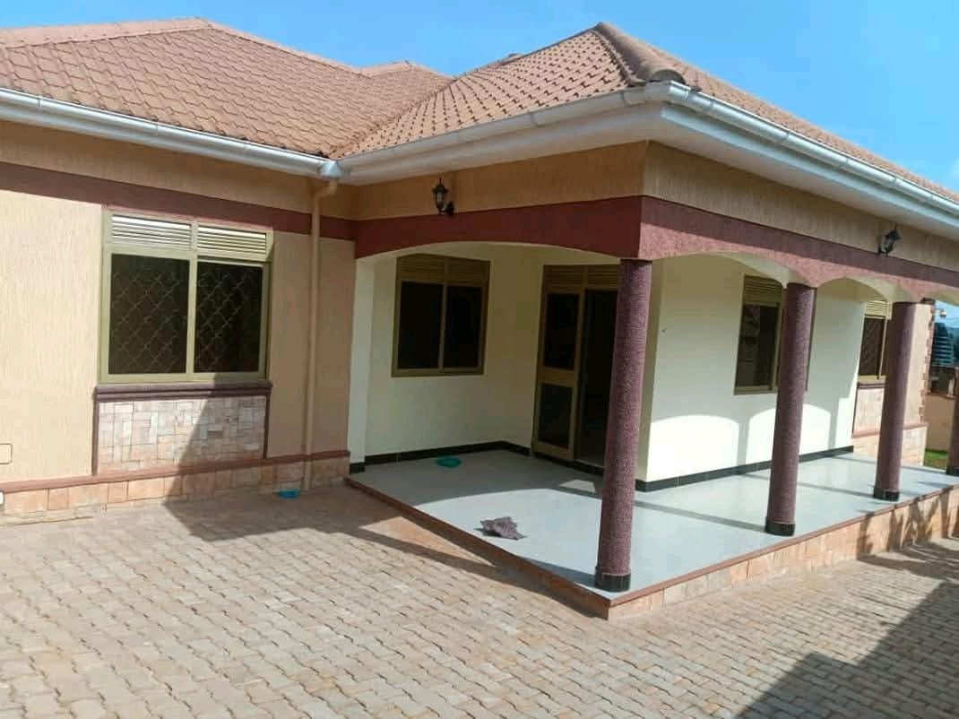 HOUSE FOR SALE N SEGUKU KATALE