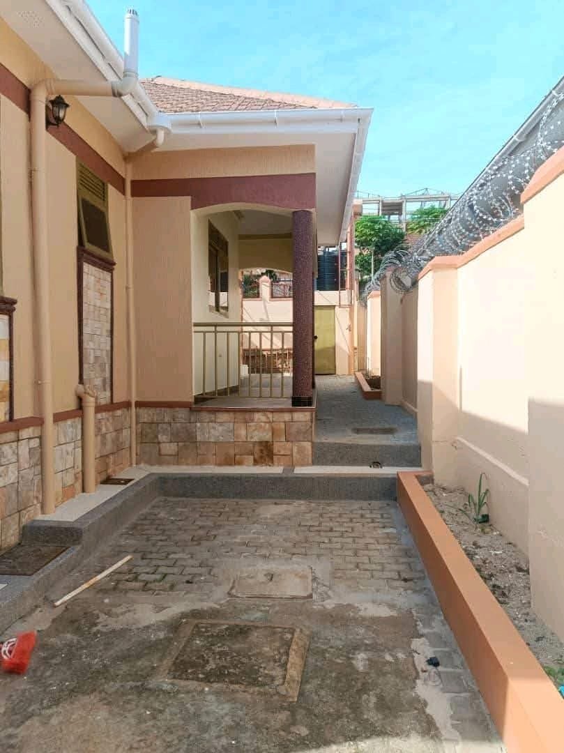 HOUSE FOR SALE N SEGUKU KATALE