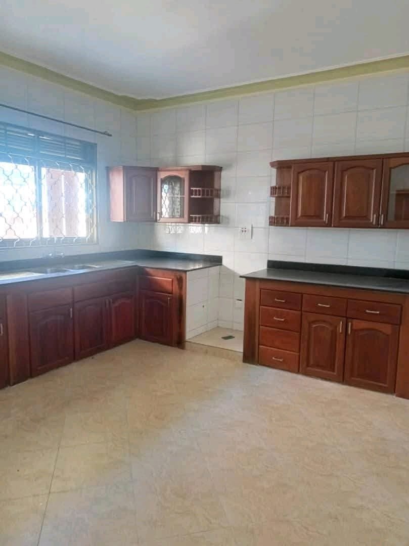 HOUSE FOR SALE N SEGUKU KATALE