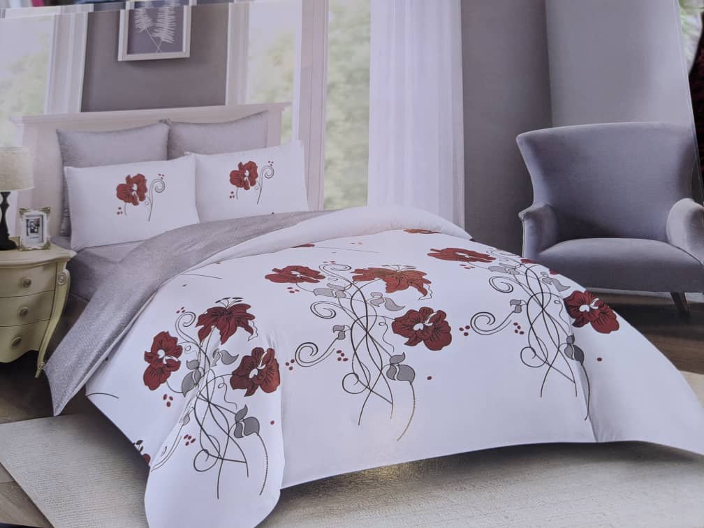 Floral bed cover set