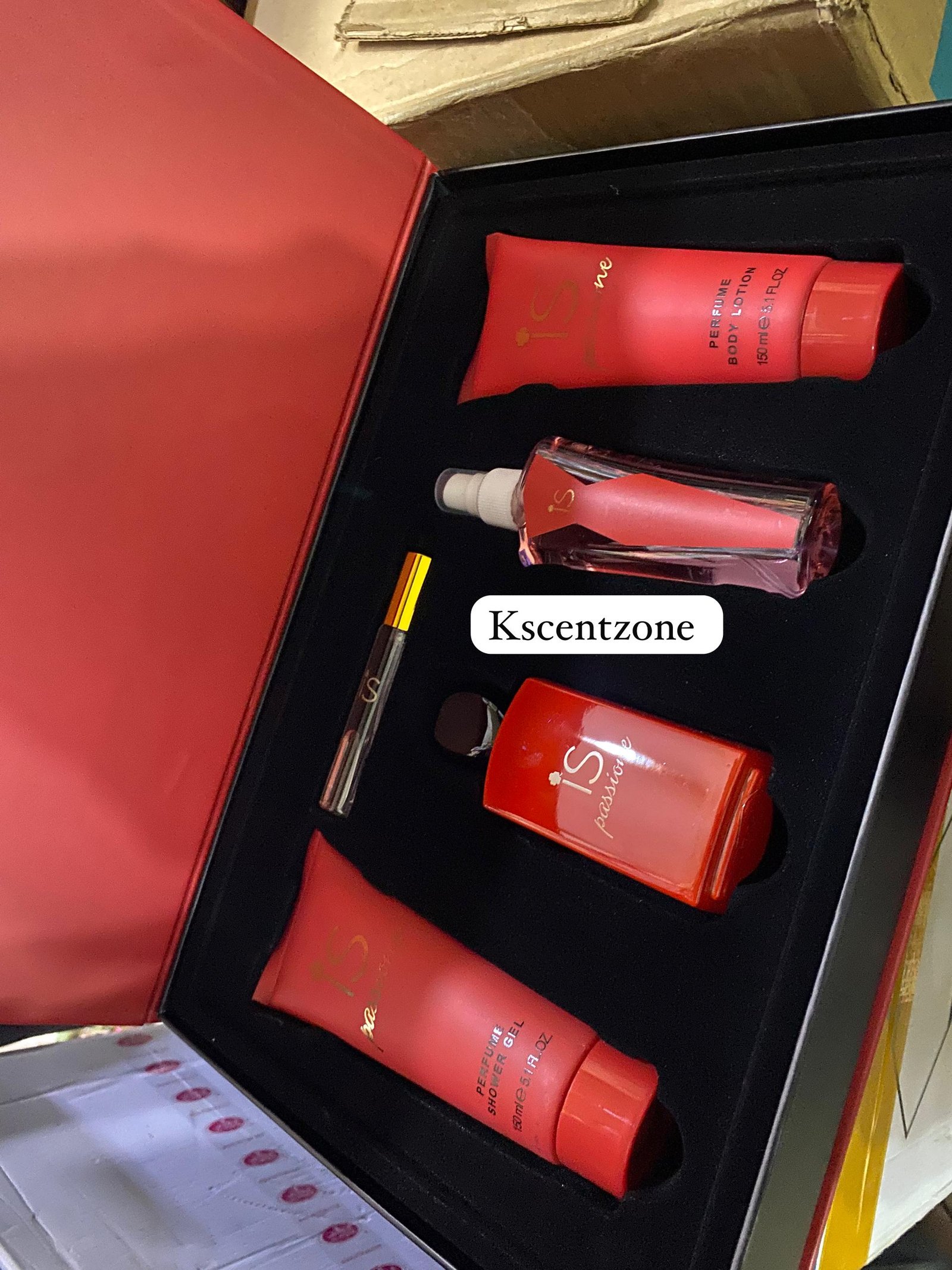 5-in-1 perfume gift set for women.