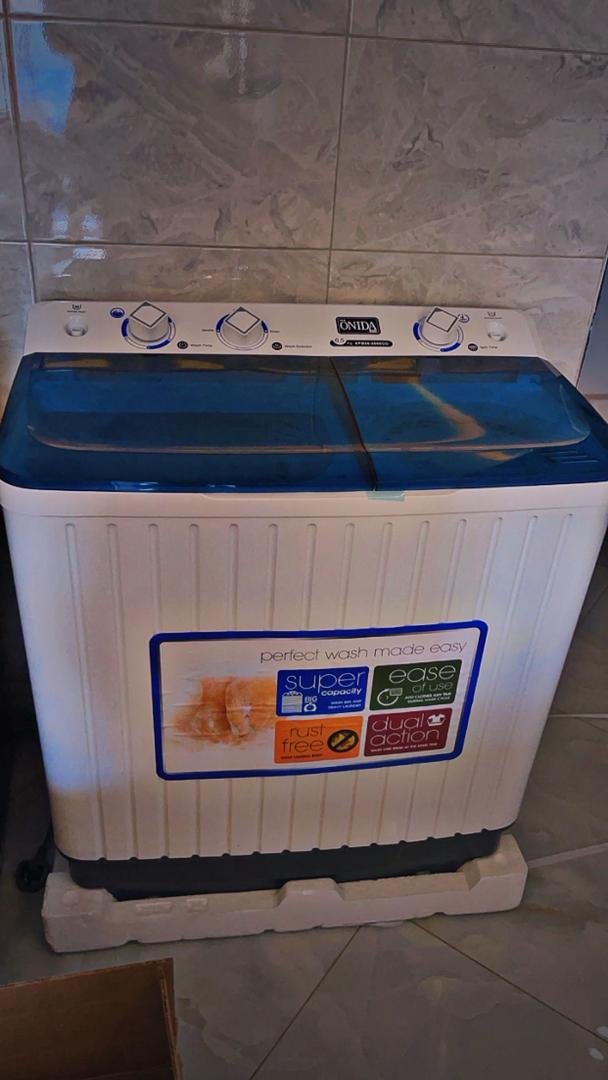 Onida 12kg Twin Tub Top Loading Washing Machine.