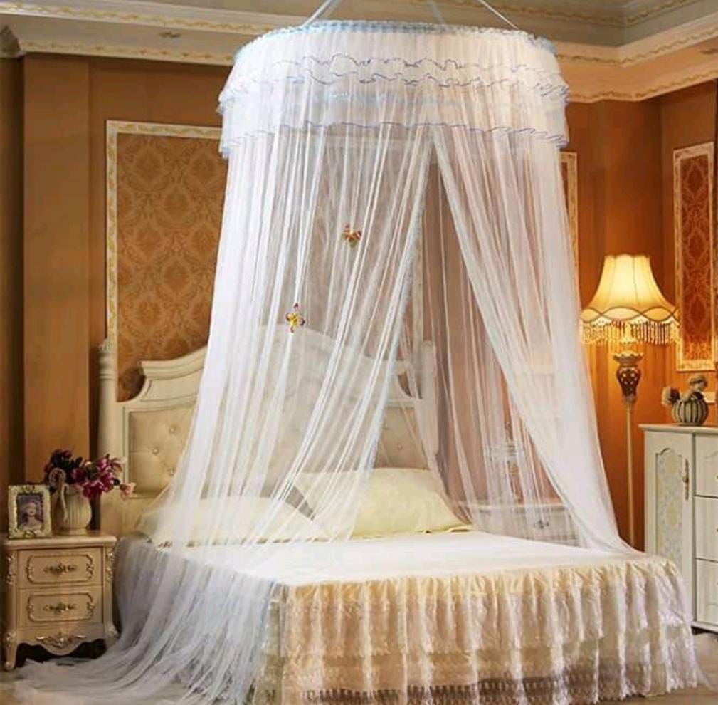 White round canopy-style mosquito net
