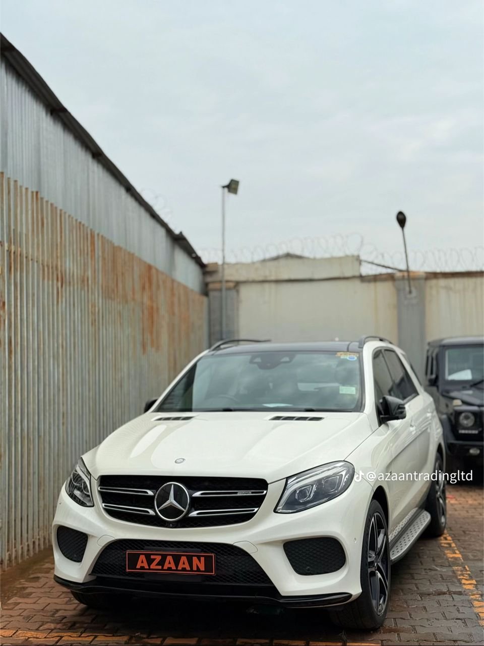 Mercedes-Benz GLE 43 AMG SUV,