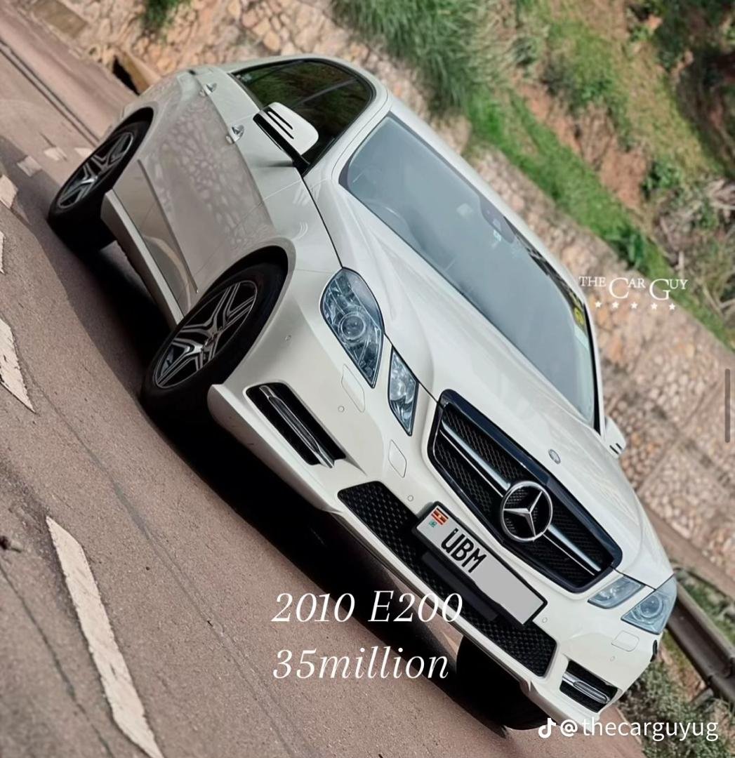 2010 Mercedes-Benz E200