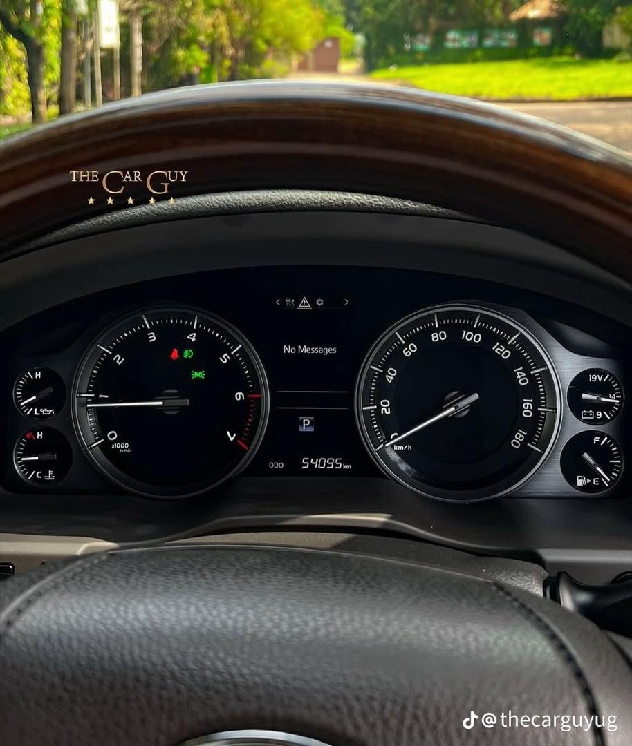 2016 Toyota Land Cruiser ZX.