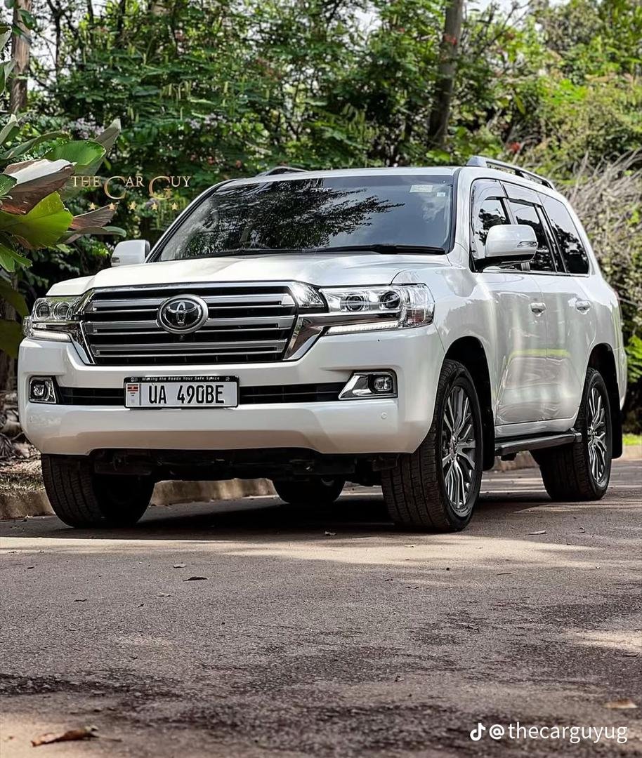 2016 Toyota Land Cruiser ZX.