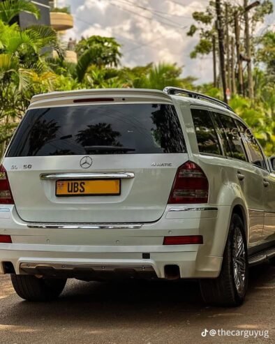 Mercedes-Benz GL550
