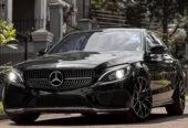 2016 Mercedes-Benz C200.