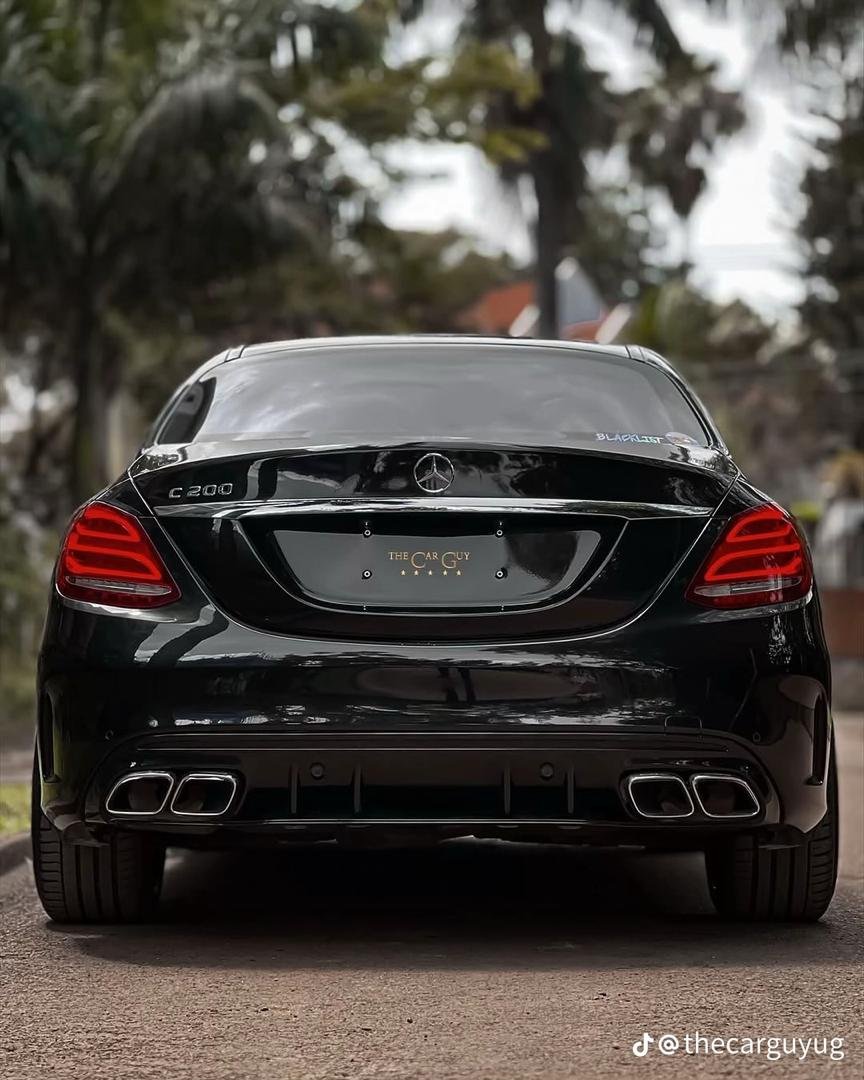 Mercedes-Benz C-Class (W205)