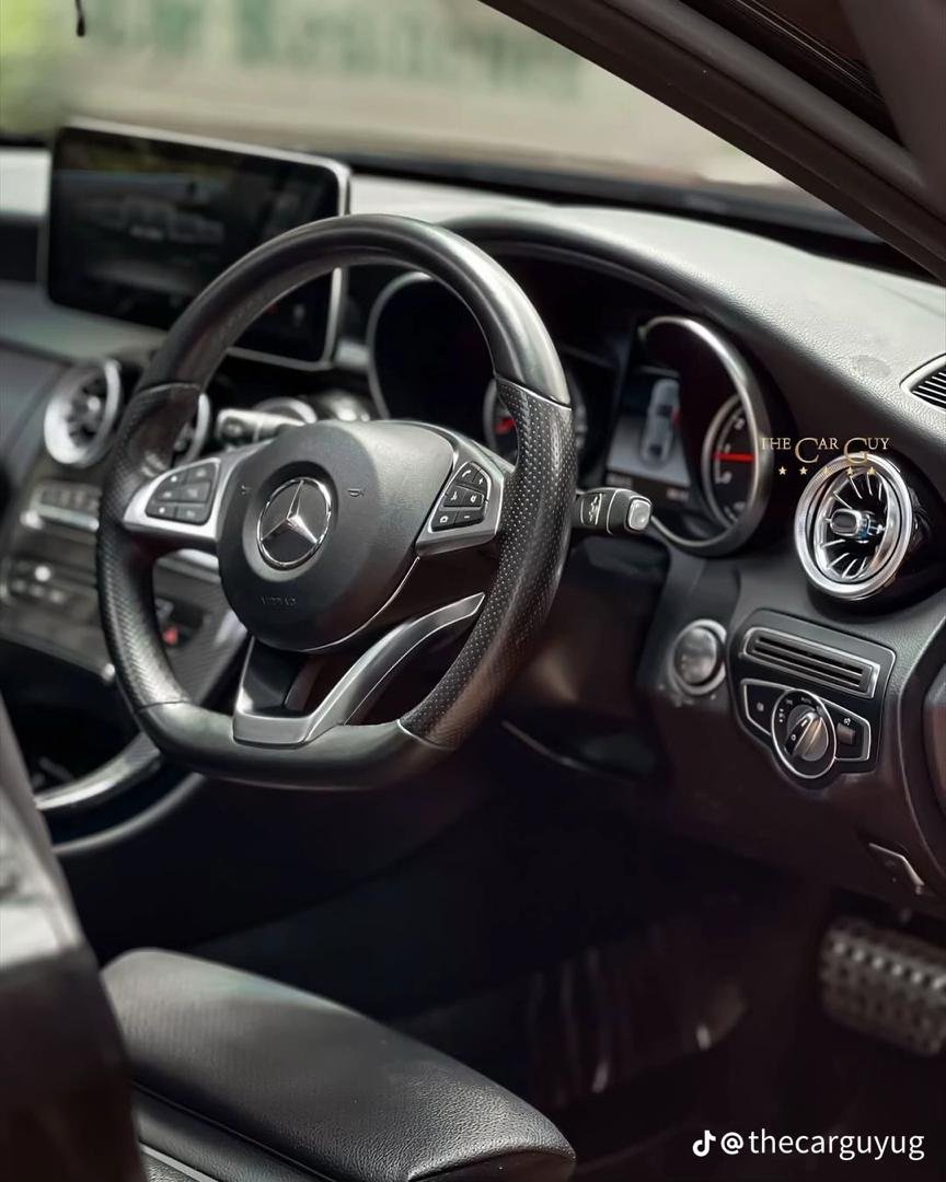 Mercedes-Benz C-Class (W205)