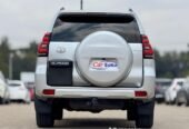 Toyota Land Cruiser Prado.