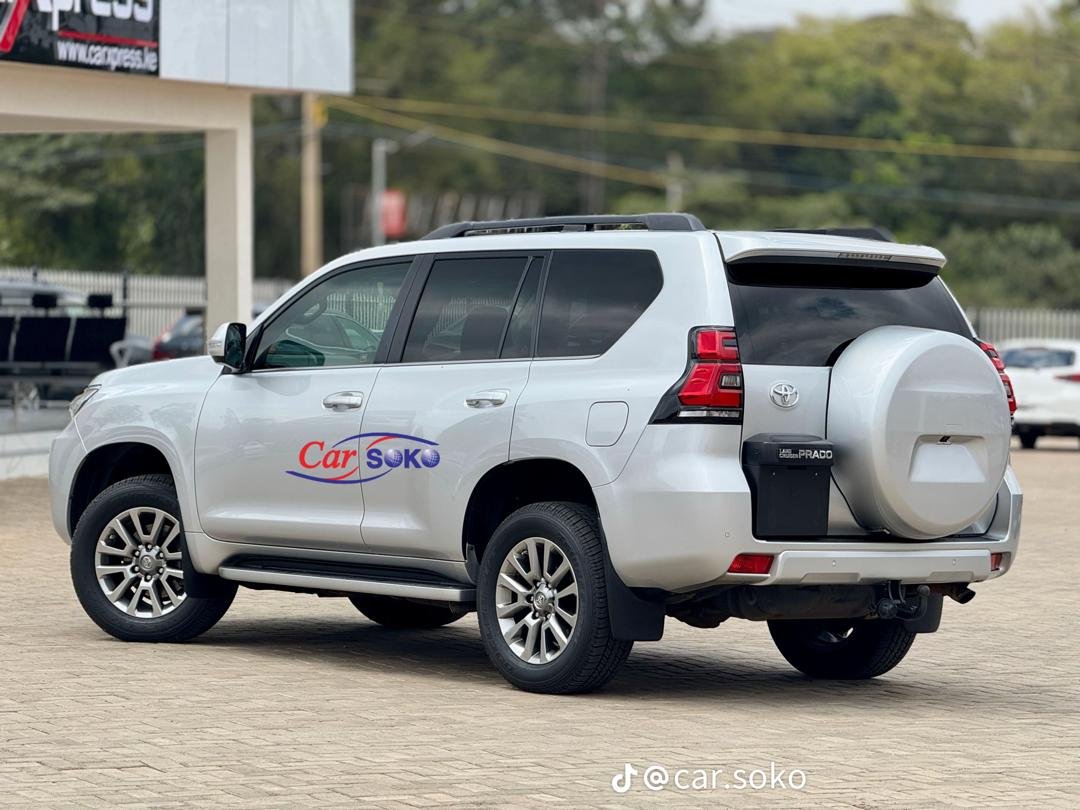 Toyota Land Cruiser Prado.